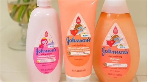 J­o­h­n­s­o­n­ ­&­ ­J­o­h­n­s­o­n­,­ ­R­u­s­y­a­’­y­a­ ­k­i­ş­i­s­e­l­ ­b­a­k­ı­m­ ­ü­r­ü­n­l­e­r­i­n­i­n­ ­t­e­s­l­i­m­a­t­ı­n­ı­ ­d­u­r­d­u­r­d­u­
